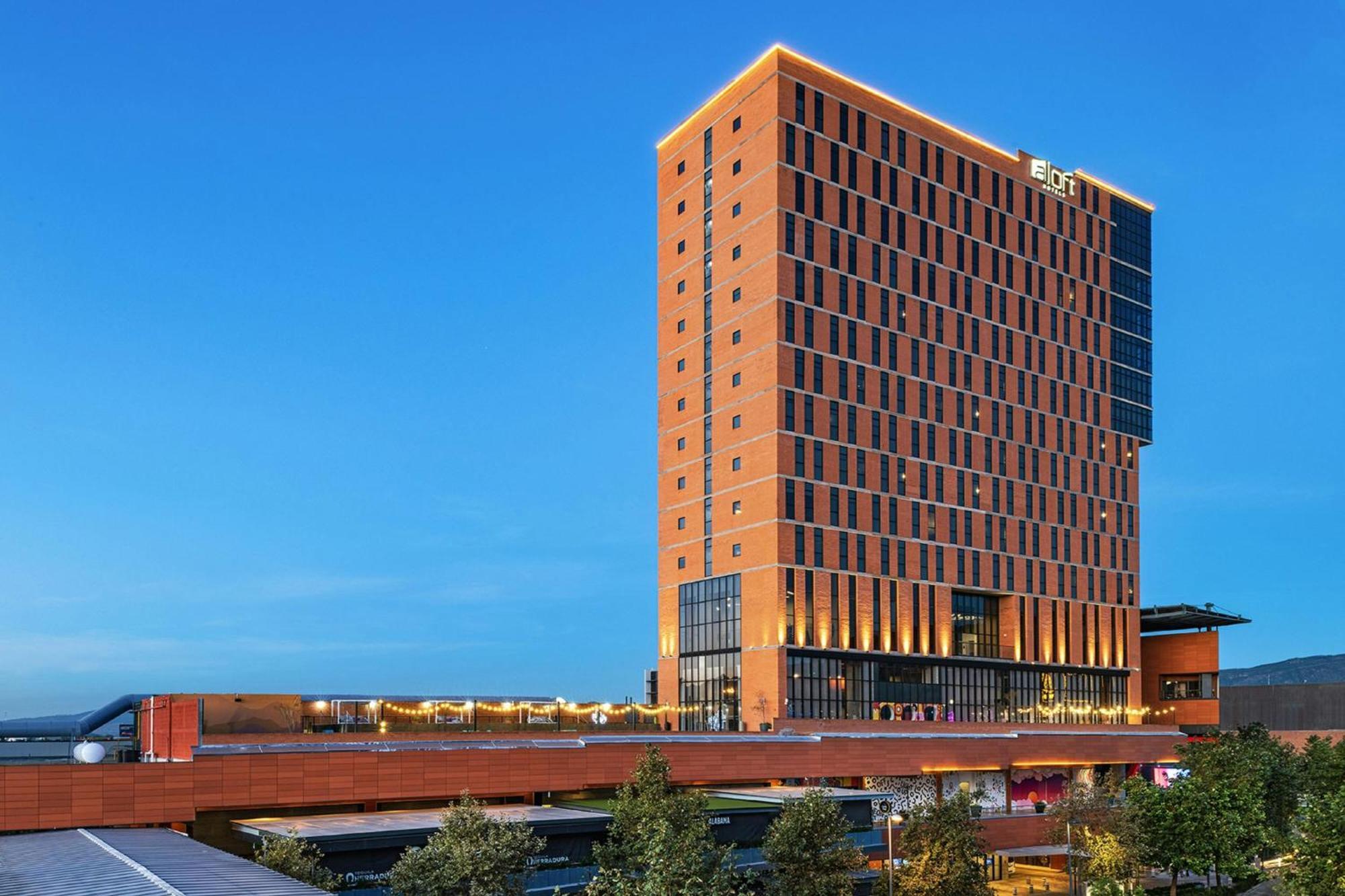 Отель Aloft Guadalajara Sur Санта-Анита Экстерьер фото